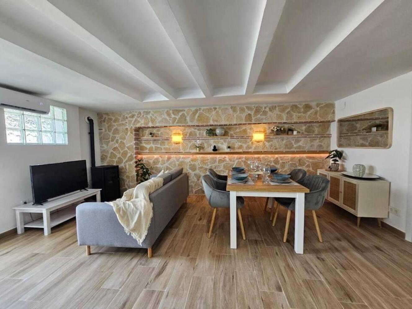 Nuevo Apartamento Moderno En Benicasim Con Terraza Y A Minutos De La Playa Benicassim Ngoại thất bức ảnh
